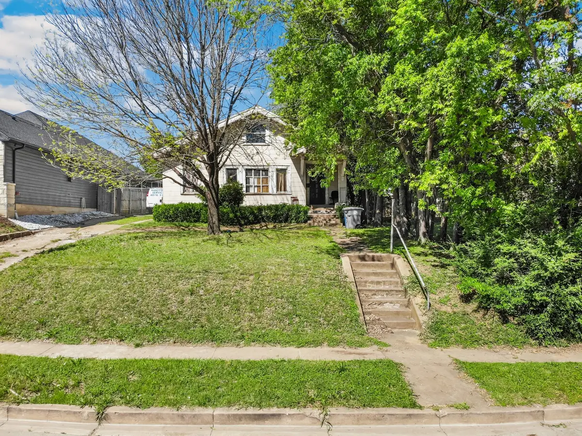 613 N Ewing Avenue, Dallas, TX 75203 - #1