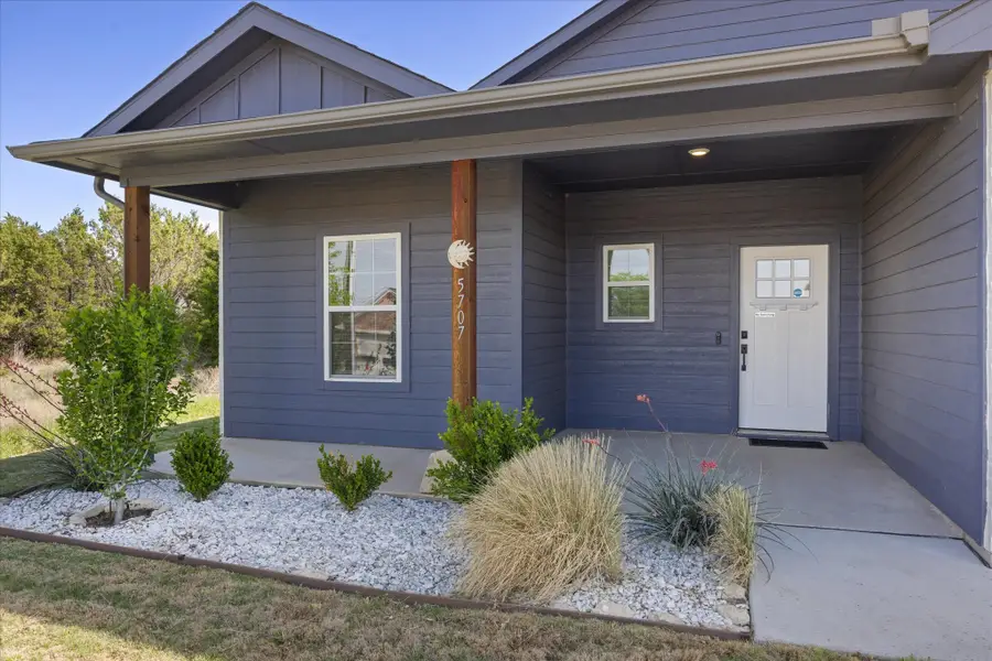 5707 Stonegate Circle, Granbury, TX 76048 - #2