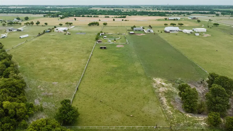 390 Anderson Ranch Road, Waxahachie, TX 75167 - #2