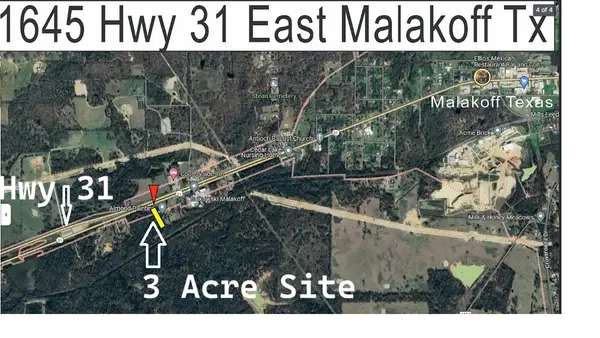 1645 E Royall Boulevard, Malakoff, TX 75148