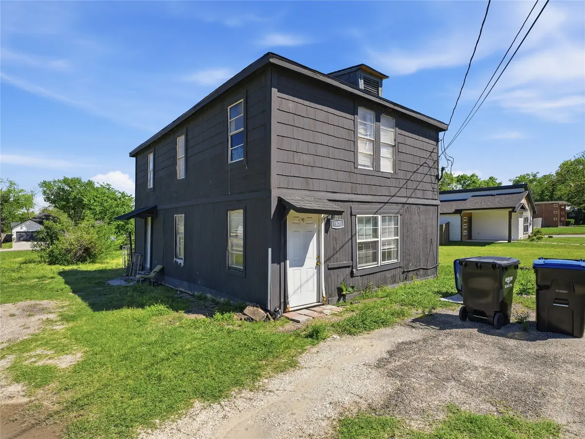 1821 Johnson Street, Greenville, TX 75401 - #1