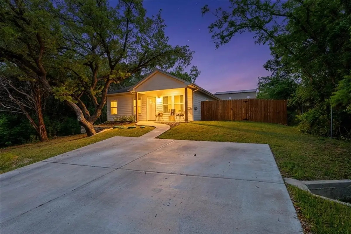 921 Indian Drive, Granbury, TX 76048 - #1