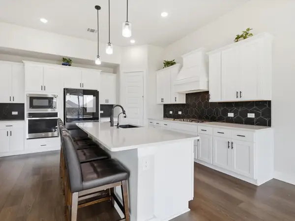 126 Nora Lane, Hickory Creek, TX 75065