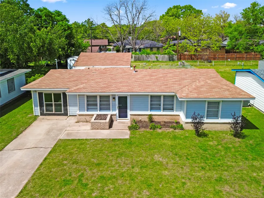 1308 Rose Avenue, Cleburne, TX 76033 - #2