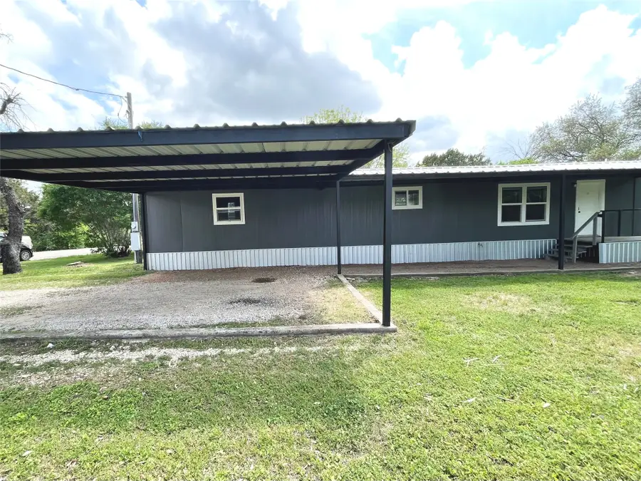 433 Capricorn Drive, Granbury, TX 76049 - #3