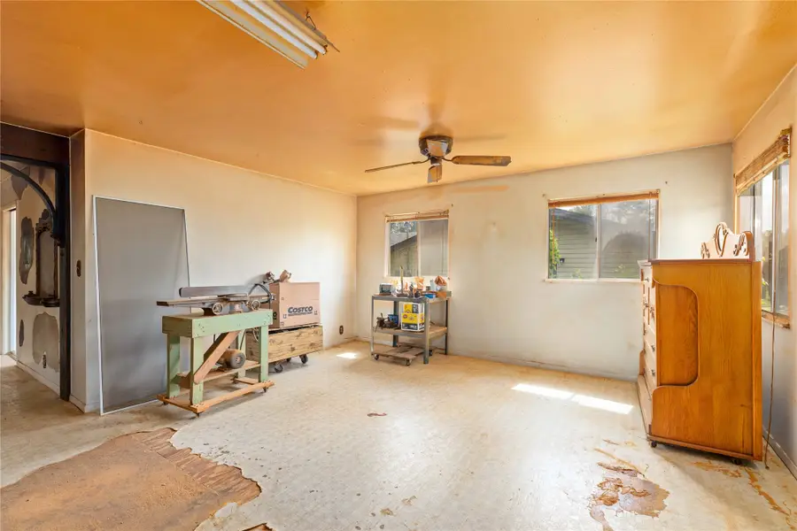 1200 Phillips Drive, Brownwood, TX 76801 - #2