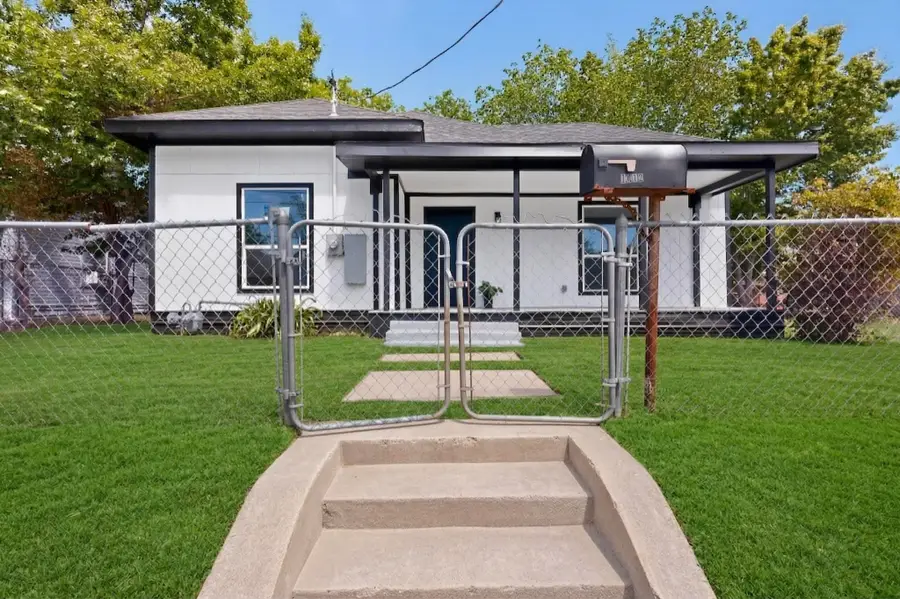 1612 Jones Street, Greenville, TX 75401 - #2