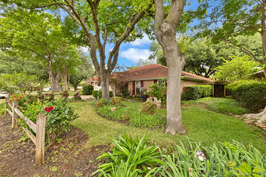 1823 Ridgebrook Drive, Arlington, TX 76015 - #3