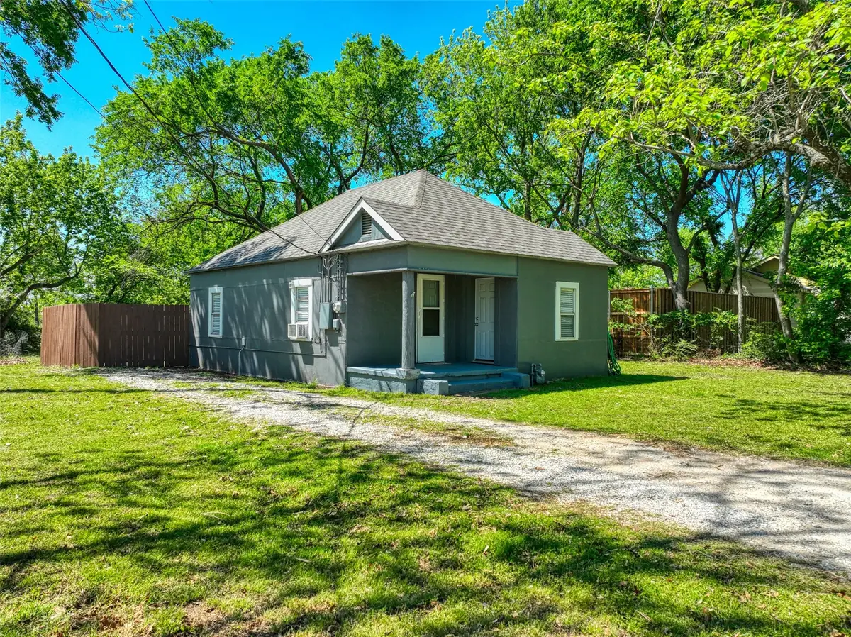 311 W Mckinney Street, Pilot Point, TX 76258 - #1