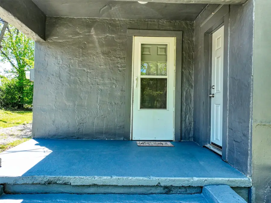 311 W Mckinney Street, Pilot Point, TX 76258 - #3