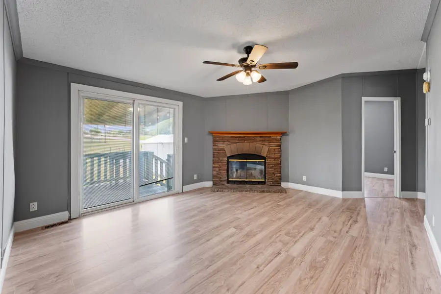 5509 Texas Street, Joshua, TX 76058 - #2