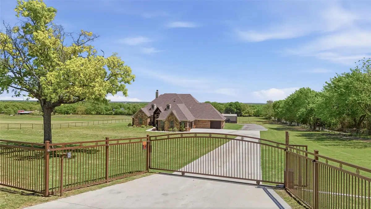 10106 Prather Road, Springtown, TX 76082 - #1