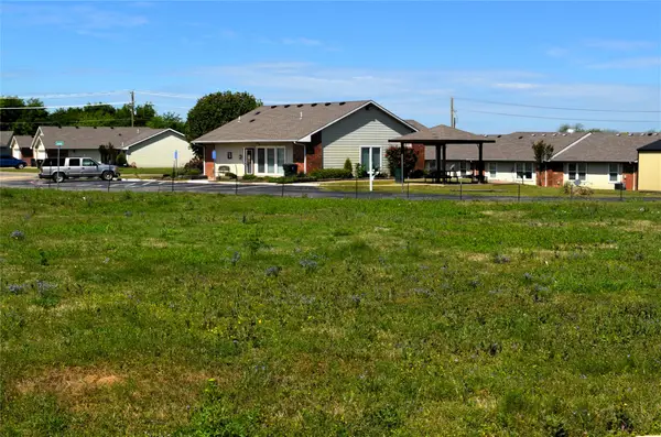 324 Preston Road, Mabank, TX 75147