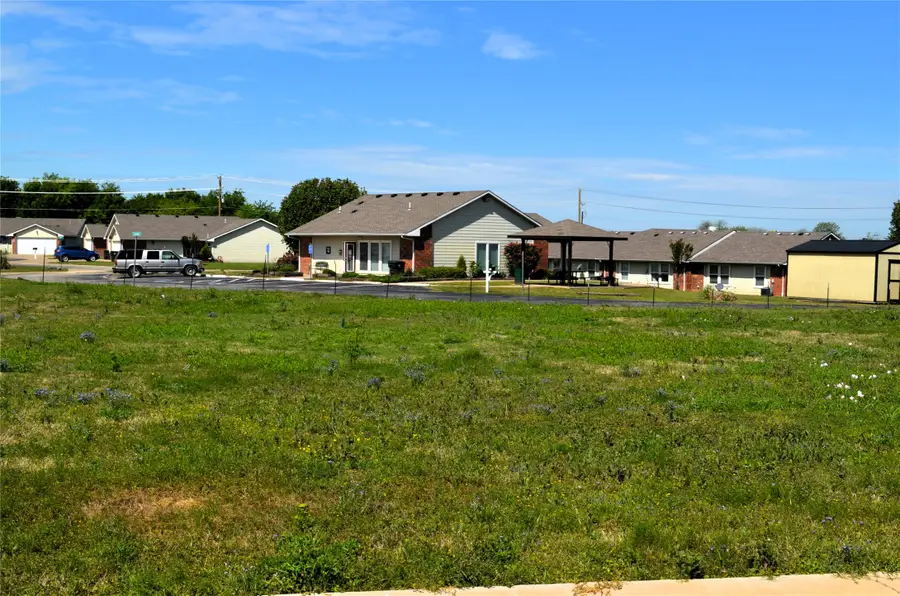 324 Preston Road, Mabank, TX 75147 - #2