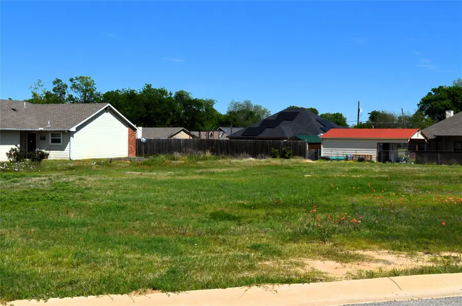 318 Preston Road, Mabank, TX 75147 - #3