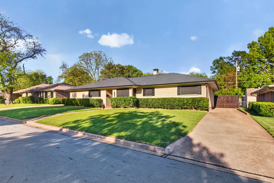 1907 Wes Hardin Circle, Bonham, TX 75418 - #2