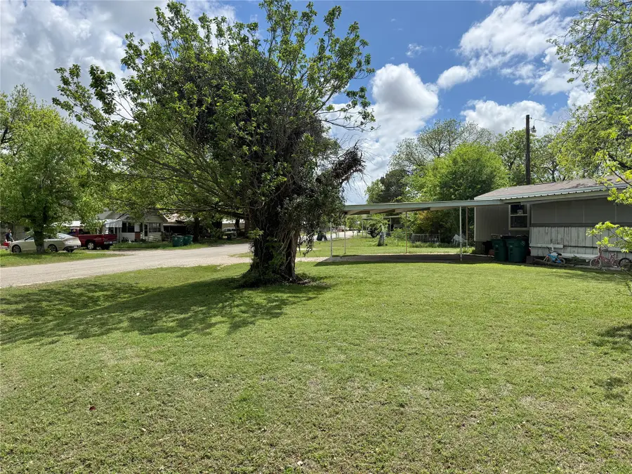 300 Rusk, Clyde, TX 79510 - #2