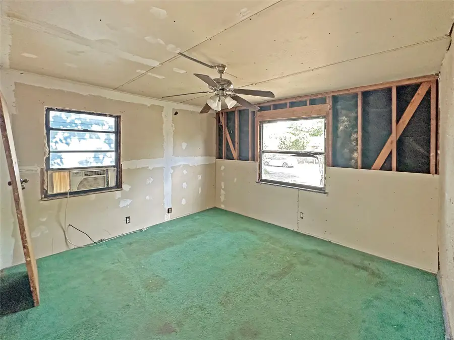 2751 Moffatt Avenue, Dallas, TX 75216 - #3