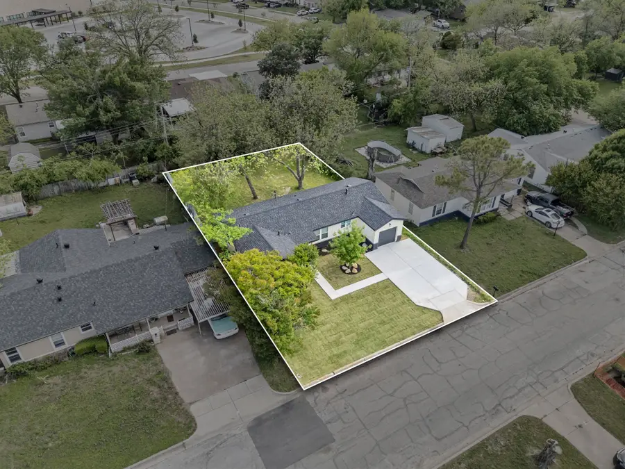 5008 Nadine Drive, Haltom City, TX 76117 - #3