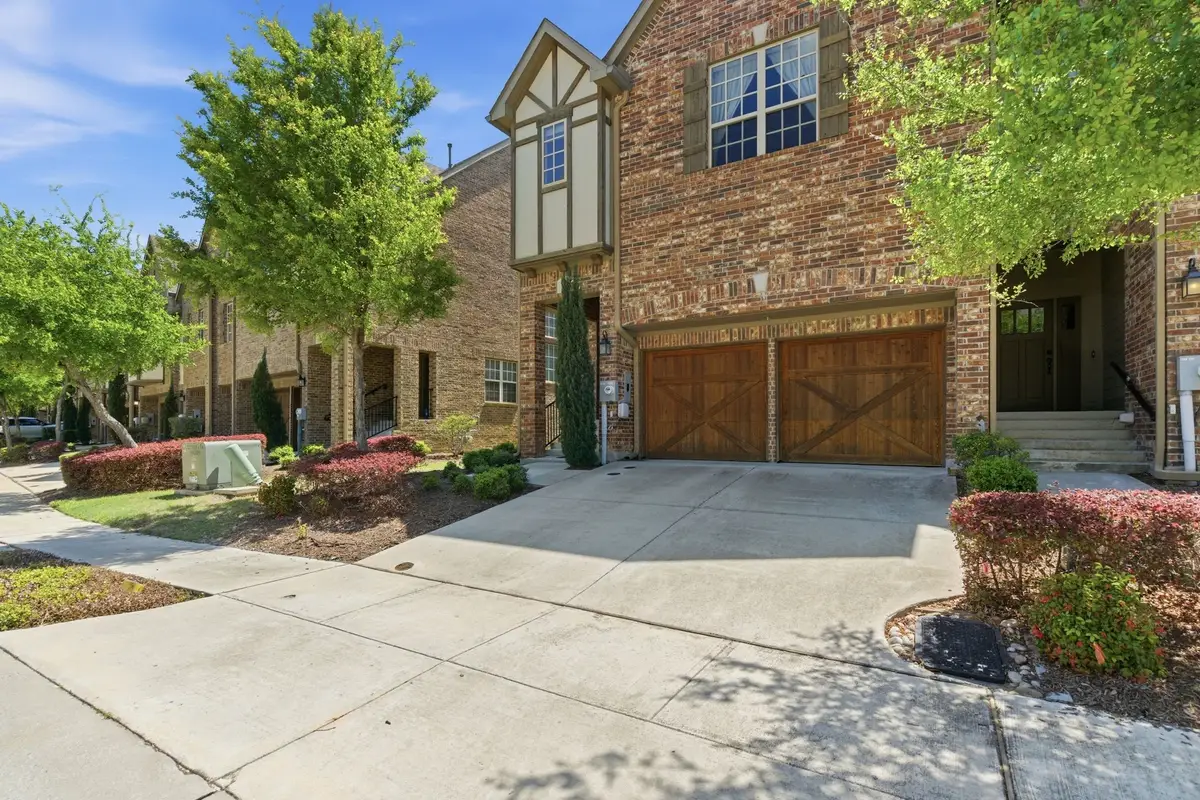 564 Waterloo Drive, Lewisville, TX 75067 - #1