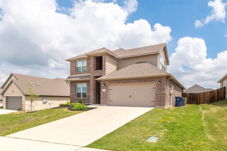 535 Hillcrest Circle, Justin, TX 76247 - #2