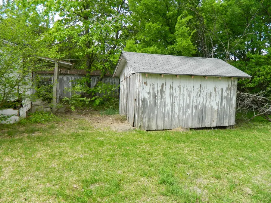 402 W Fannin Street, Leonard, TX 75452 - #3