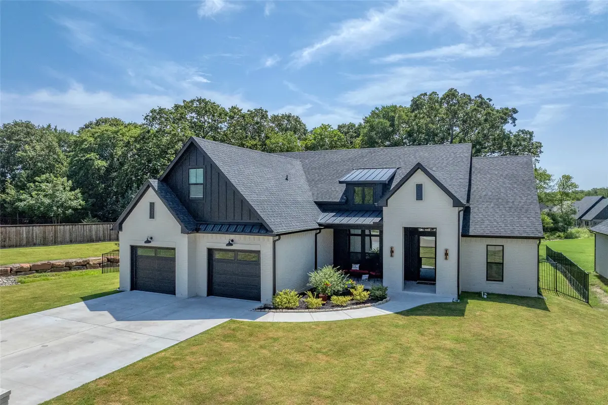 160 Bent Oak Drive, Pottsboro, TX 75076 - #1