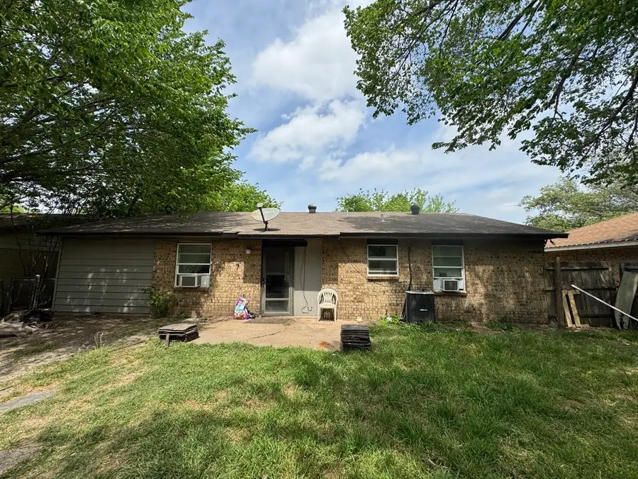 2429 February Lane, Grand Prairie, TX 75050 - #2