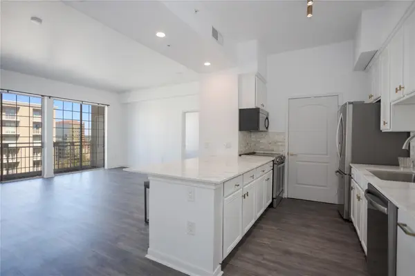 3225 Turtle Creek Boulevard #1706, Dallas, TX 75219