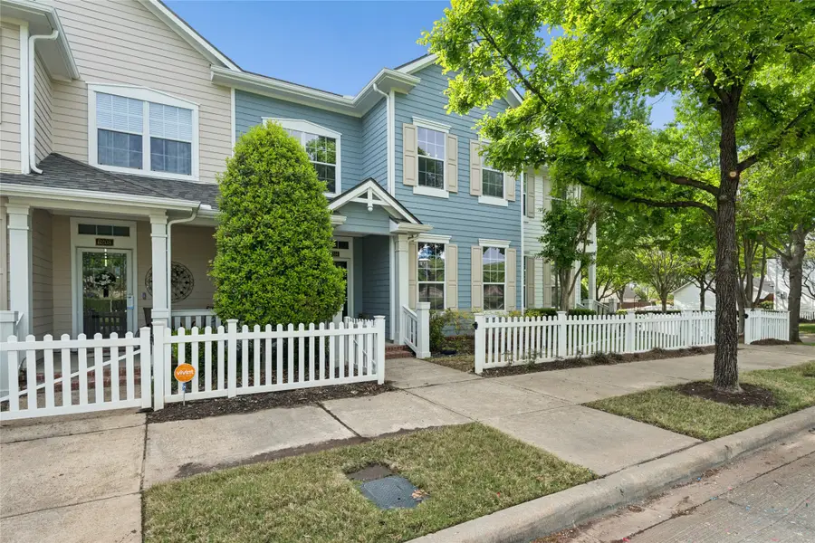 6204 Crescent Street, North Richland Hills, TX 76180 - #2