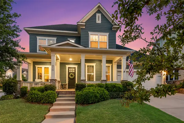 950 Mistletoe Drive, Lantana, TX 76226