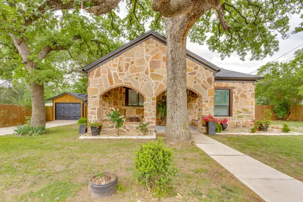 315 Cleveland Avenue, Weatherford, TX 76086