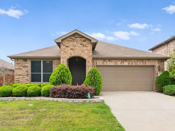2129 Brenham Drive, Heartland, TX 75126