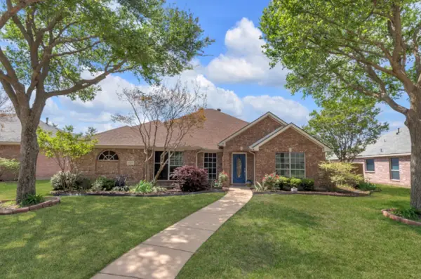 10109 Bent Tree Drive, Rowlett, TX 75089
