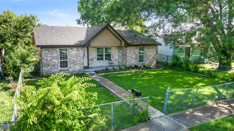 10124 Shayna Drive, Dallas, TX 75217 - #2