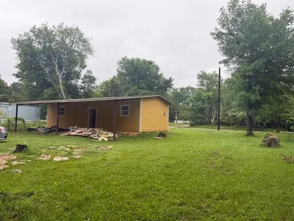 104 N Oak Tree Road, Kemp, TX 75143