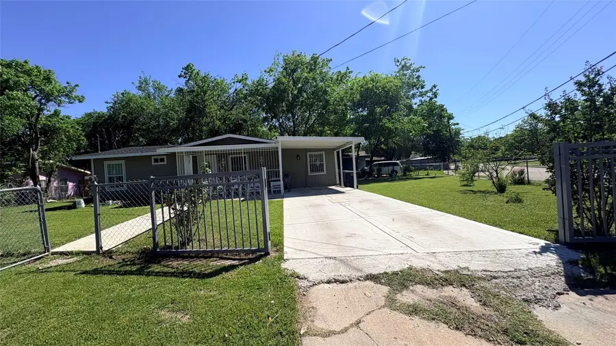 4500 Reed Street, Fort Worth, TX 76119 - #3