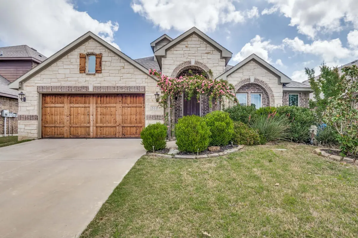 516 Lakeview Drive, Alvarado, TX 76009 - #1