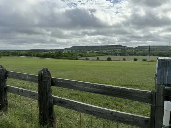 3100 Cr 153, Blanket, TX 76432