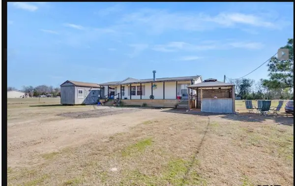 865 County Road 3534 Road, Saltillo, TX 75478