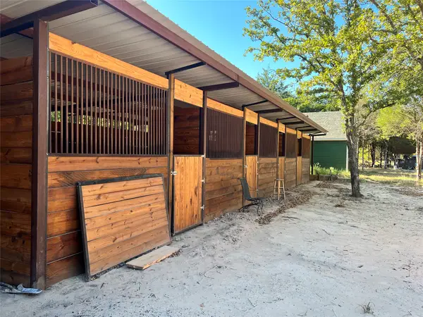 1327 County Road 3702, Quinlan, TX 75474