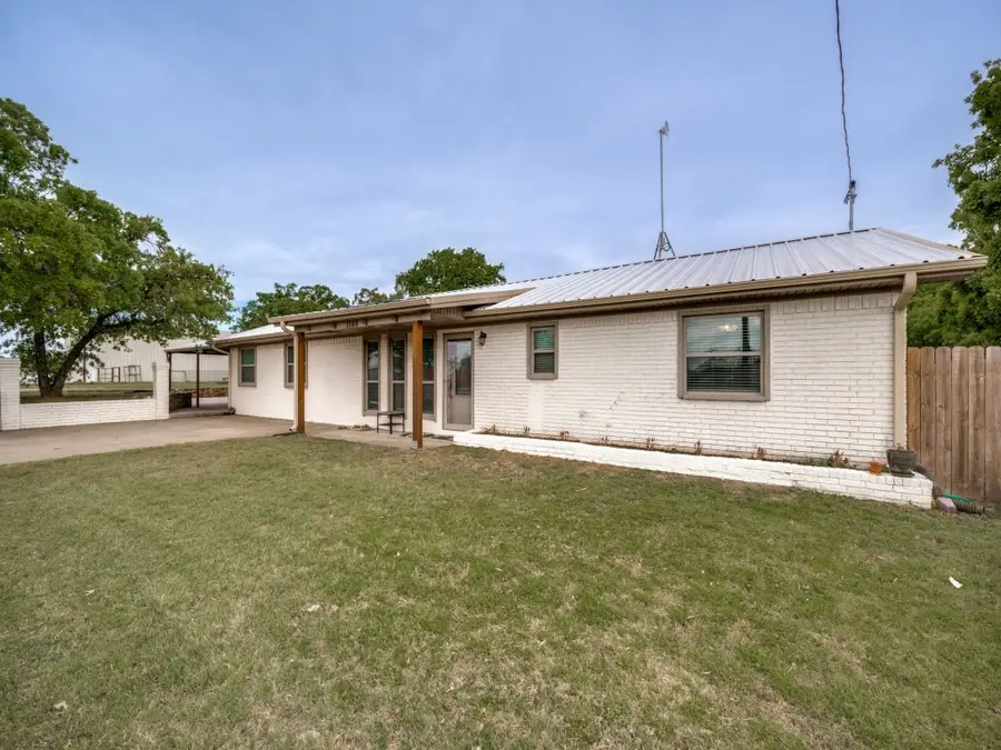 1168 Us Highway 380 W, Jacksboro, TX 76458 - #2