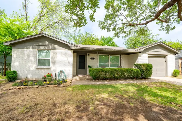 508 Grant Circle, White Settlement, TX 76108