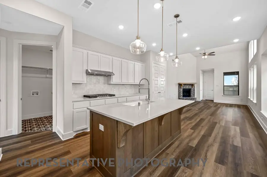 1653 Cornwall Avenue, Fort Worth, TX 76052 - #2