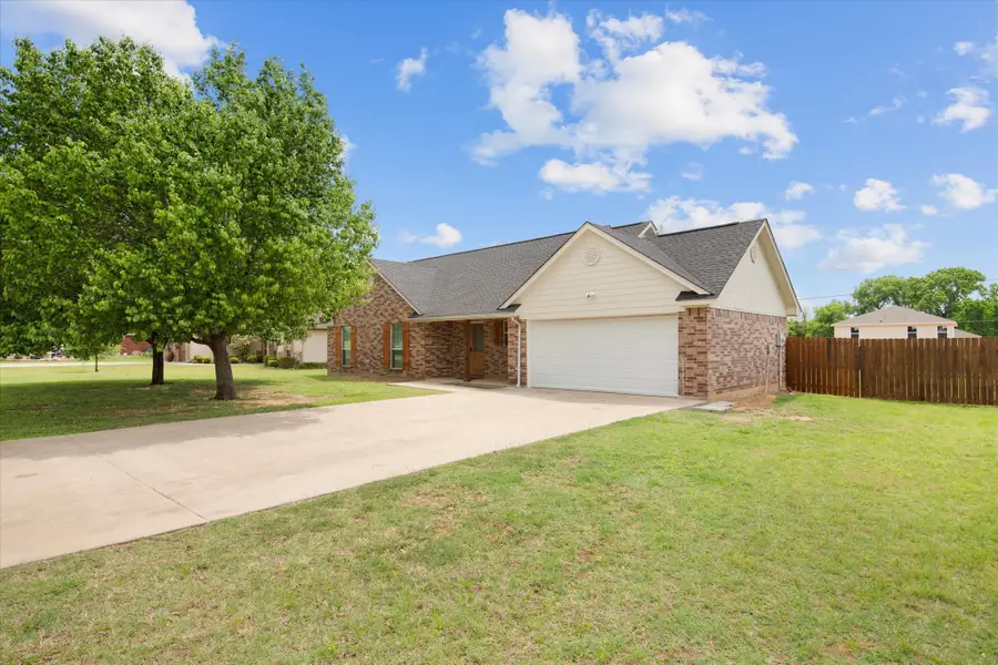 222 Ashley Street, Alvord, TX 76225 - #2