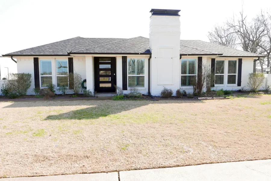 1301 Davis Lane, Terrell, TX 75160 - #2