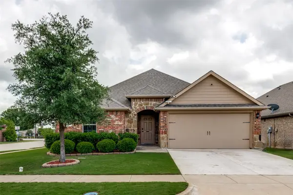 1060 Sadie Street, Forney, TX 75126