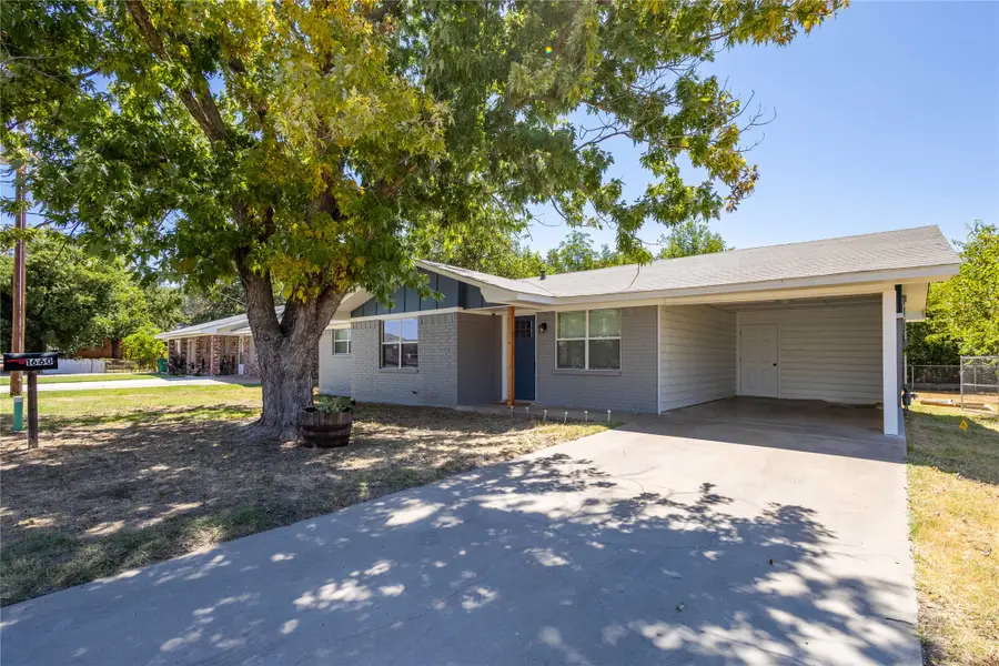 1660 W Cage Street, Stephenville, TX 76401 - #2