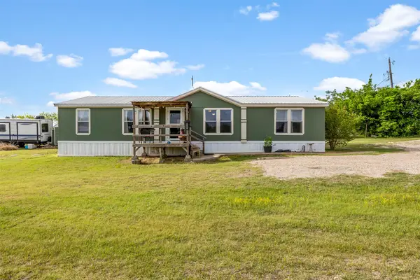 10020 Lavinder Lane, Crowley, TX 76036