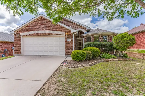 6701 Sierra Madre Drive, Fort Worth, TX 76179